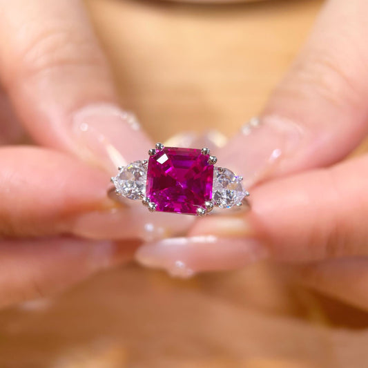 4 carat Asche pink ring